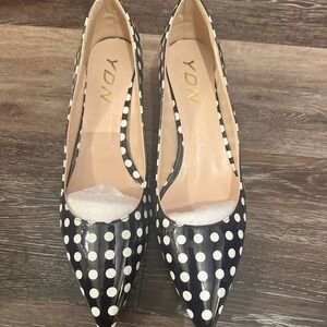 Women’s size 13 black and white polka dot heels